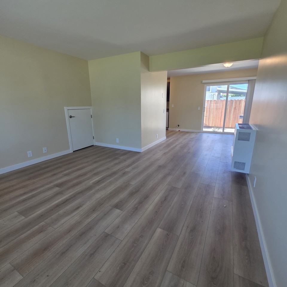 2179 Beebee St #B - Photo 7 of 21