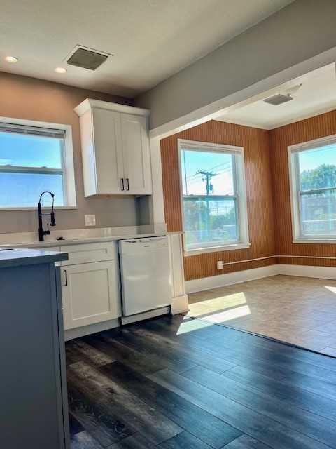 3102 E 7th Ave #B - Photo 2 of 13