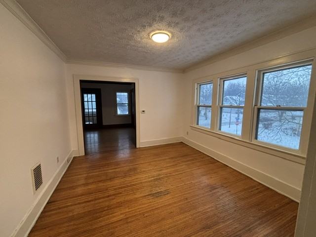 156 Ellicott St #156 - Photo 4 of 11