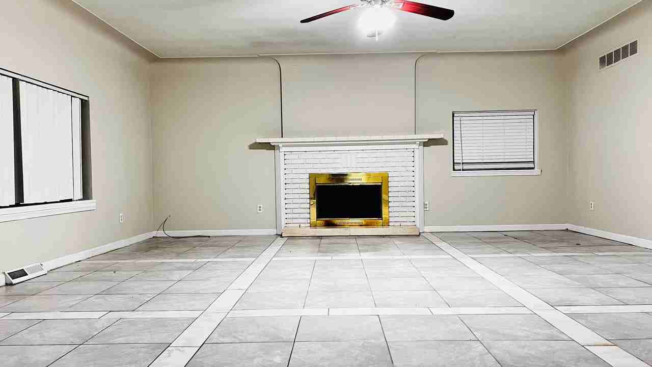 25323 Orchard Lake Rd #NA - Photo 6 of 29