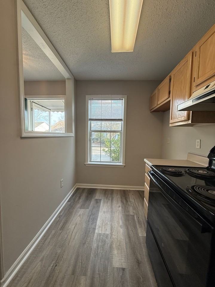 33 Londonberry Ln - Photo 4 of 21