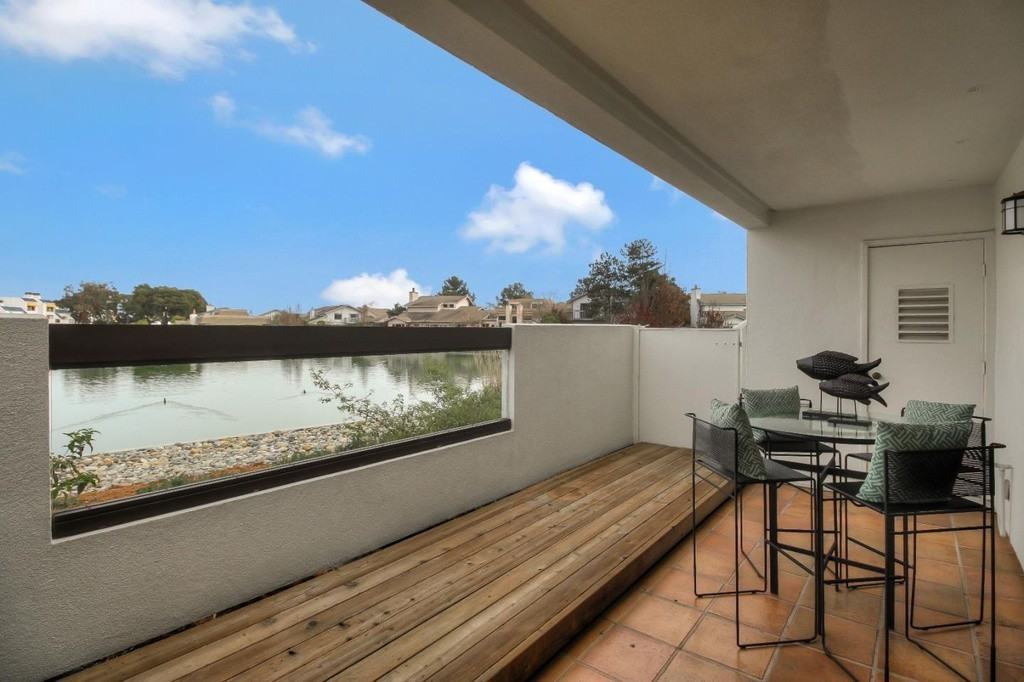 858 Balboa Ln - Photo 2 of 41