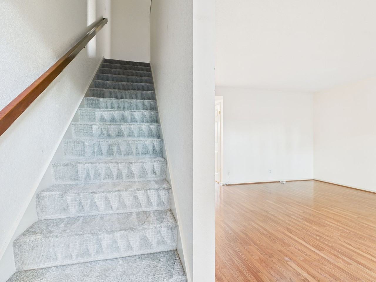 140 Cypress Grove Ct - Photo 3 of 14