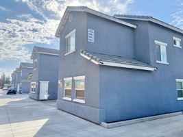 featured image of 1326 S Santa Fe St