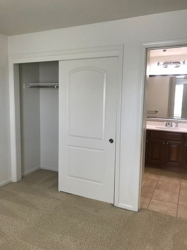 5965 Tan Oak Dr - Photo 4 of 17