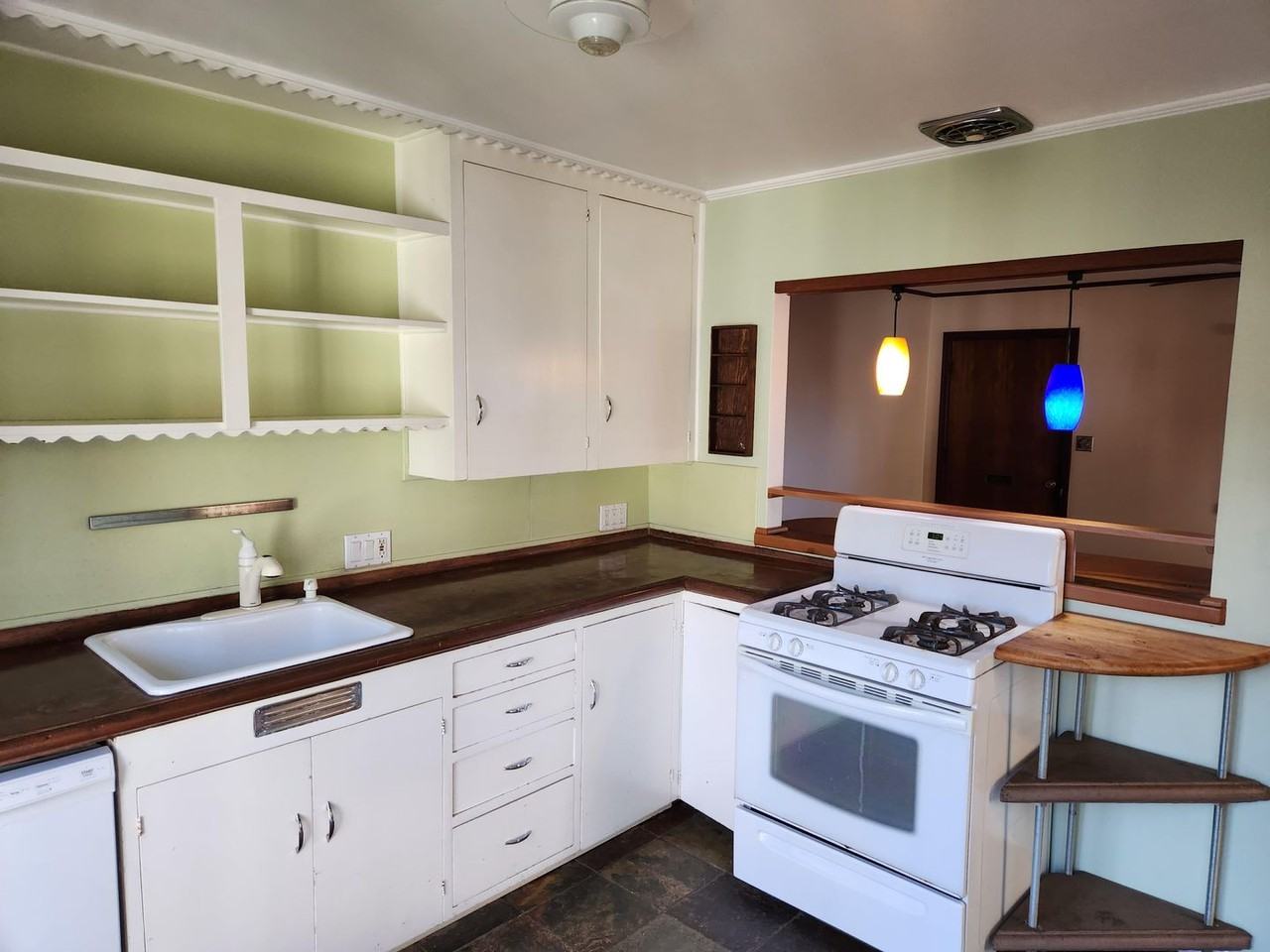 2310 N Wygant St - Photo 4 of 14