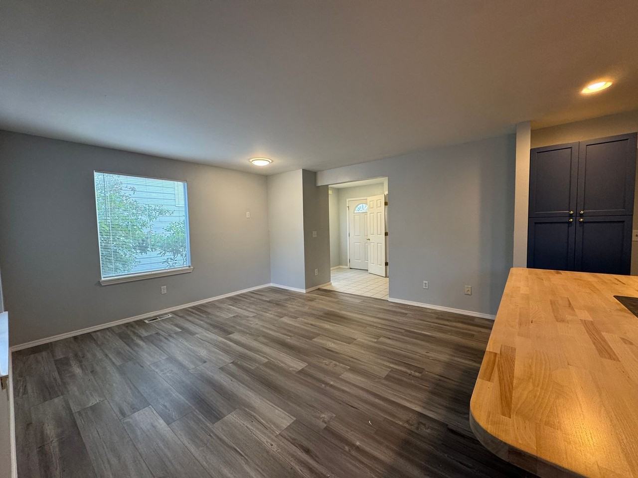 1282 Nw Amanda Loop - Photo 7 of 28