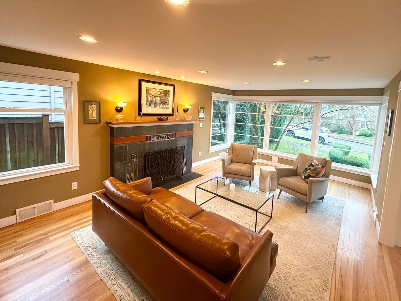 3401 W Ruffner St - Photo 2 of 43