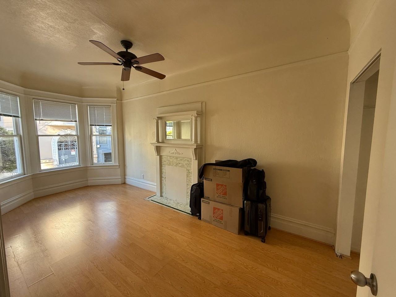 43 Dearborn St - Photo 6 of 13