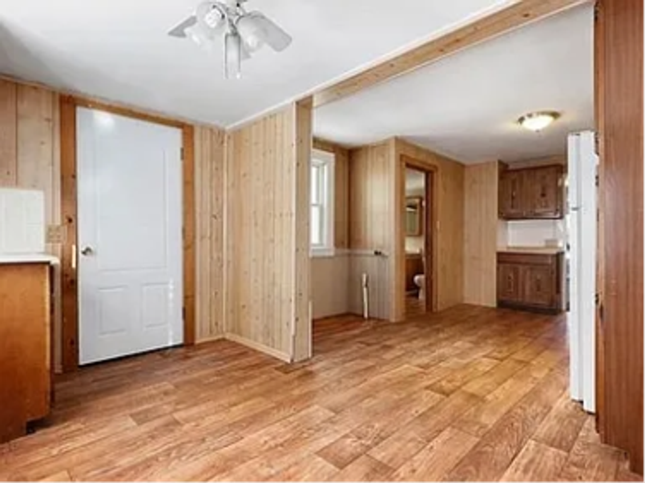 53 1/2 E Street Ext - Photo 5 of 19