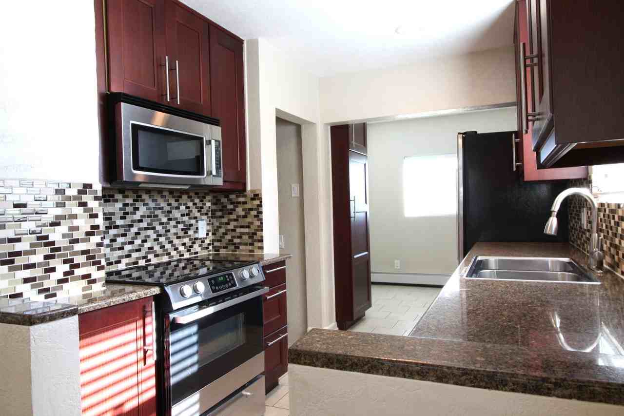 4310 S Sherman St - Photo 3 of 27