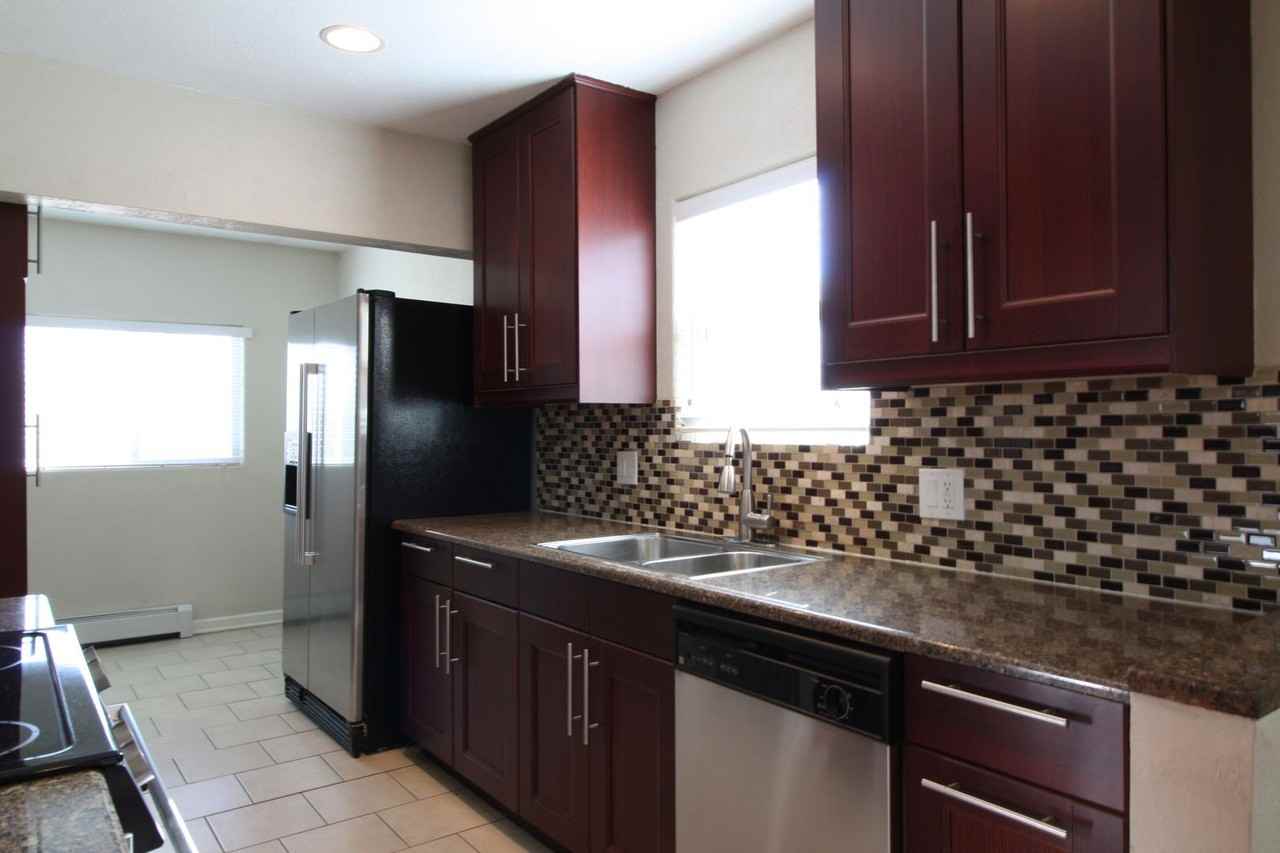 4310 S Sherman St - Photo 6 of 27