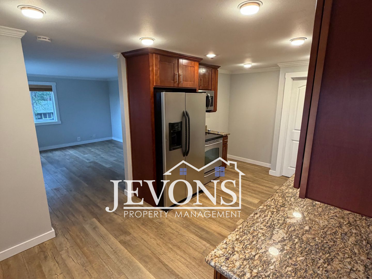 12734 2nd Ave Sw - Photo 3 of 23