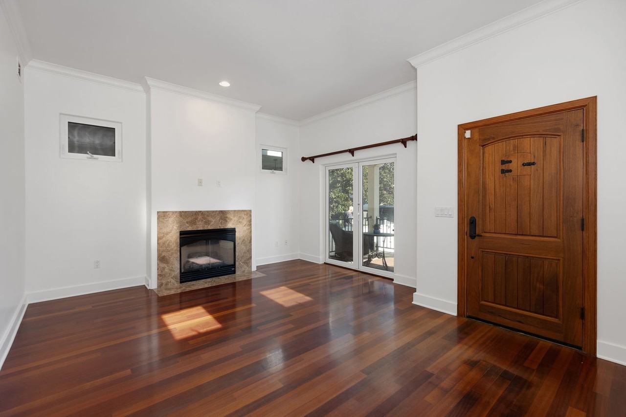 352 F Ave - Photo 7 of 34