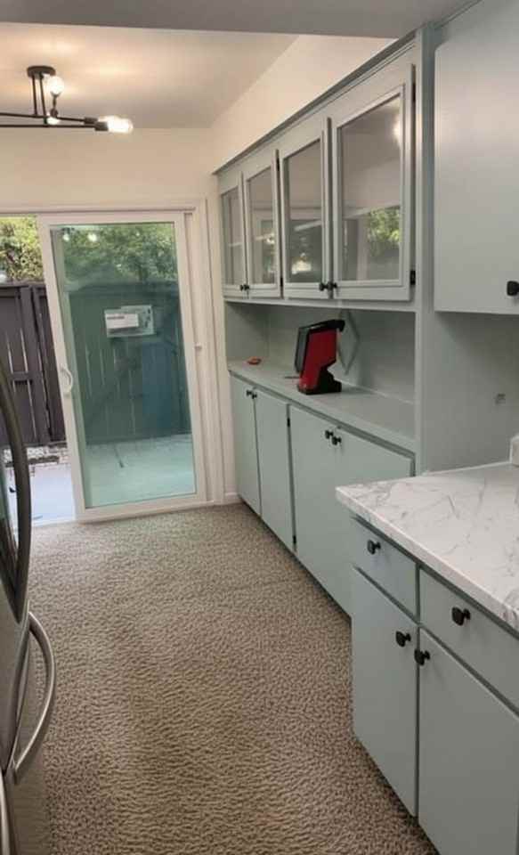 709 Simpson Pl - Photo 2 of 10