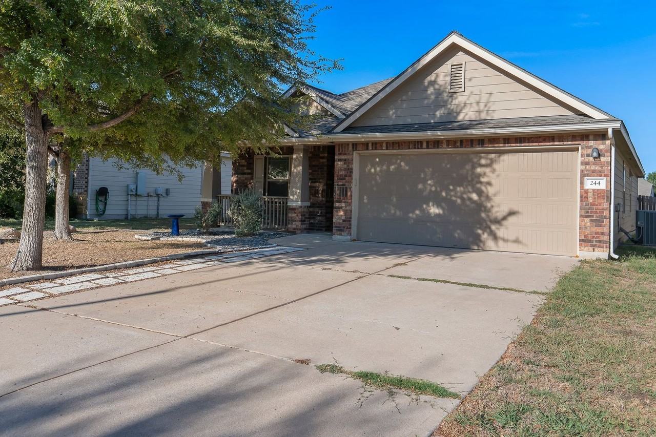 244 Chickadee Ln - Photo 5 of 48