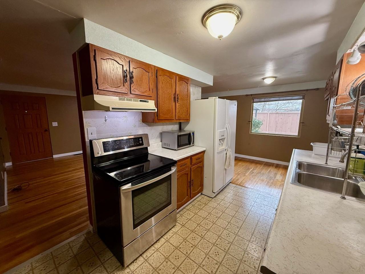 7111 N Dakota St - Photo 5 of 23