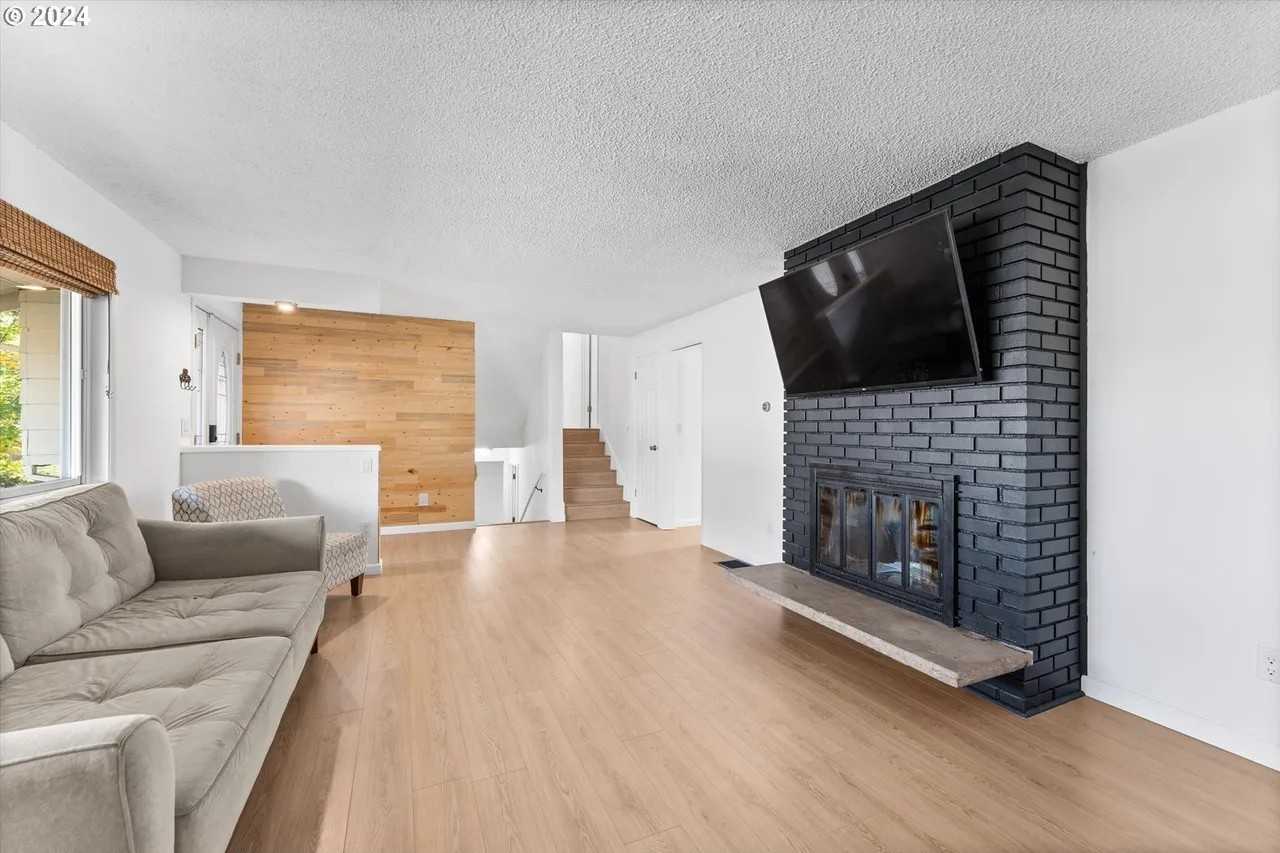 18450 Sw Deline St #NA - Photo 6 of 15