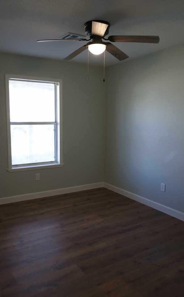 1690 Henegar Dr #NA - Photo 7 of 10