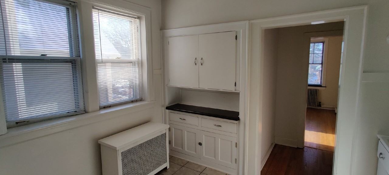 4133 W Berteau Ave #2 - Photo 4 of 19