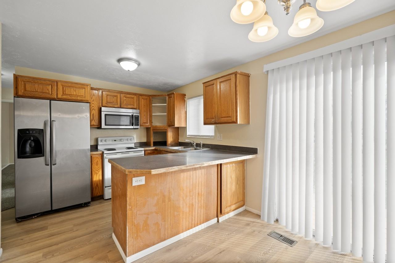 3661 S 6830 W #1 - Photo 6 of 21