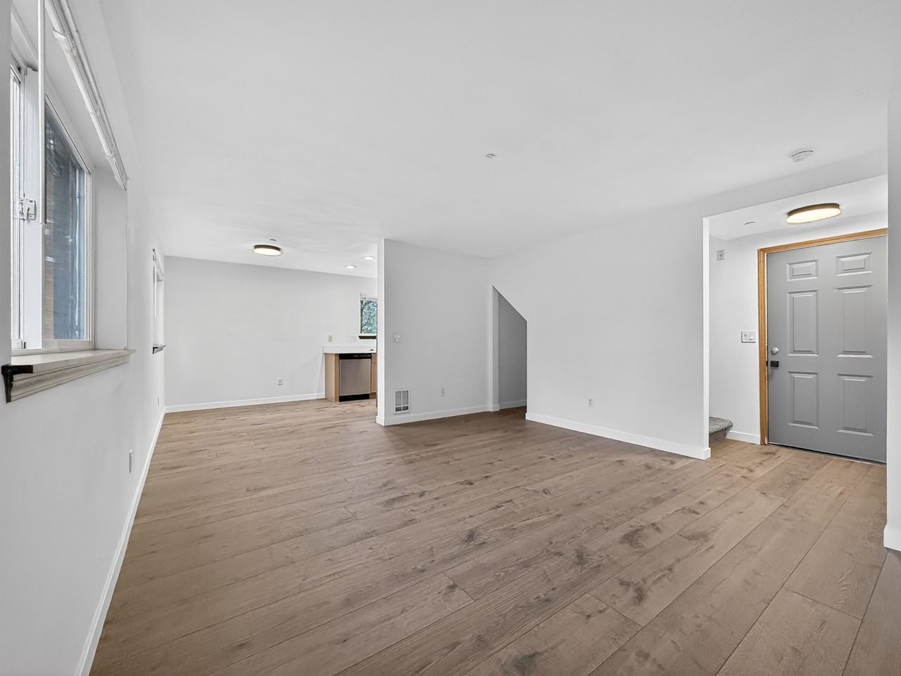 115 W Casino Rd #L - Photo 6 of 17