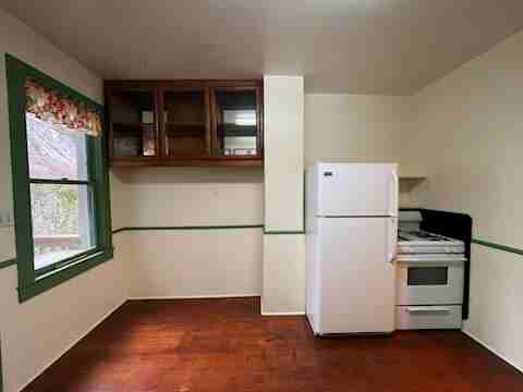 334 S School St #B - Photo 6 of 20