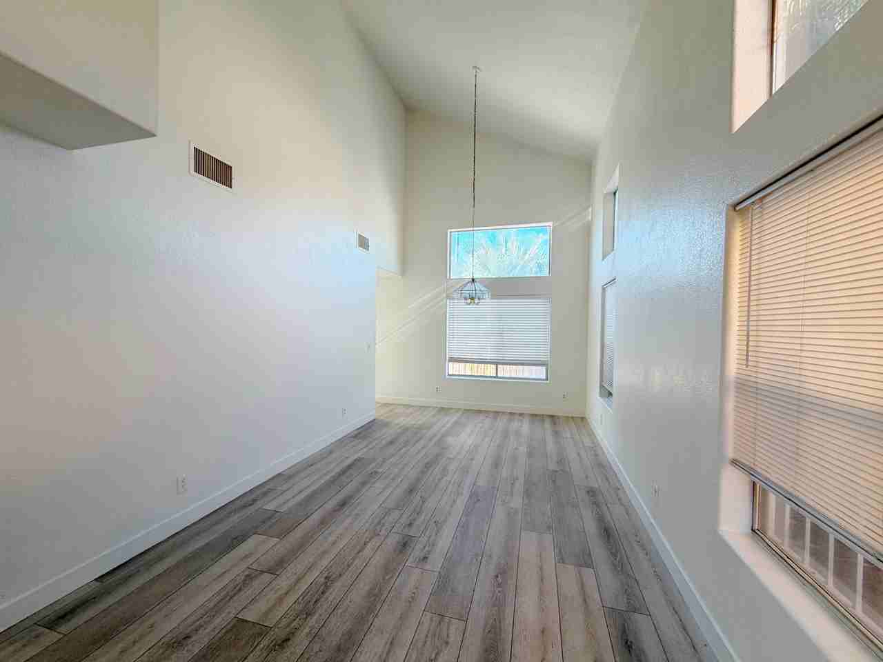 593 Old West Ct #1 - Photo 2 of 21