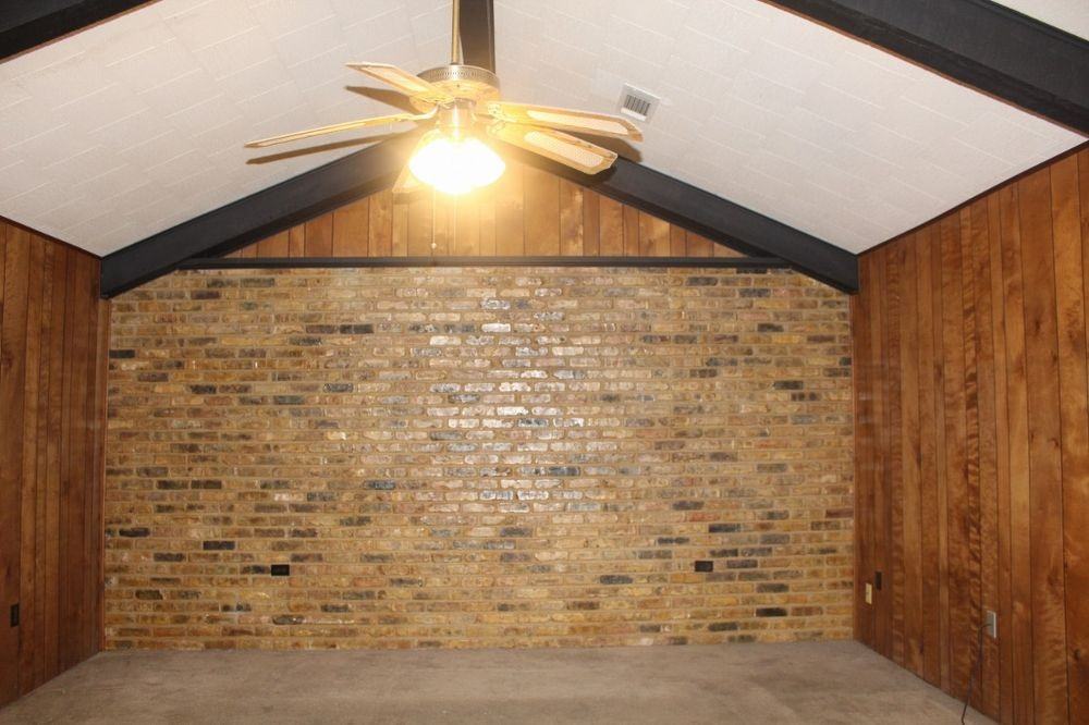 6259 Warren St - Photo 2 of 13