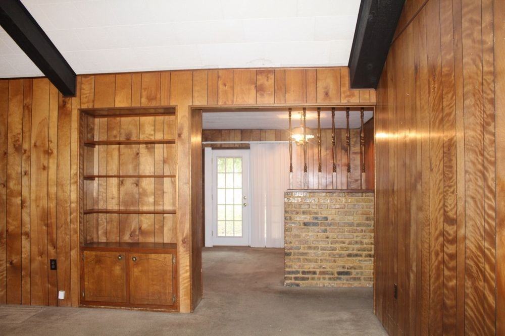 6259 Warren St - Photo 3 of 13