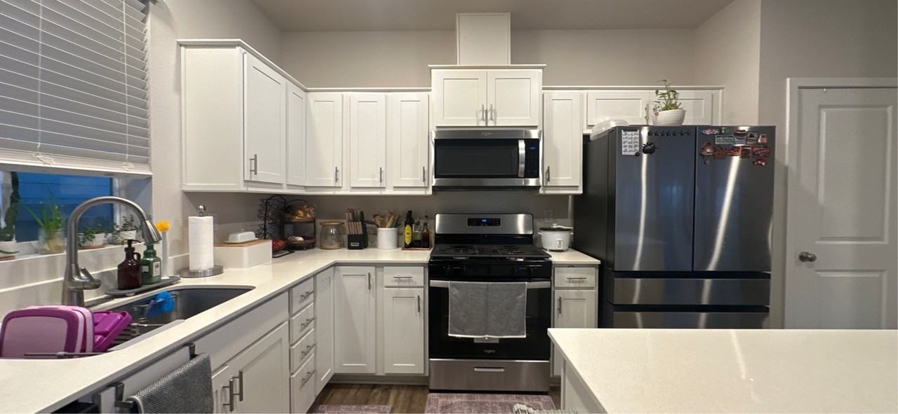 477 Himalaya St Ne #1 - Photo 6 of 22