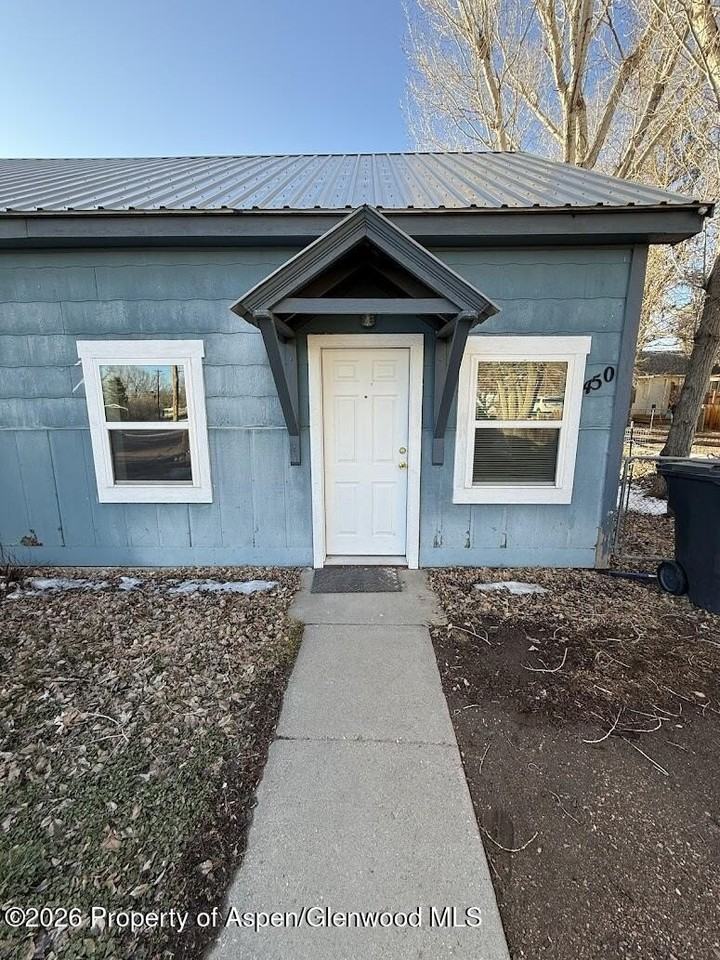 450 Washington St - Photo 3 of 15