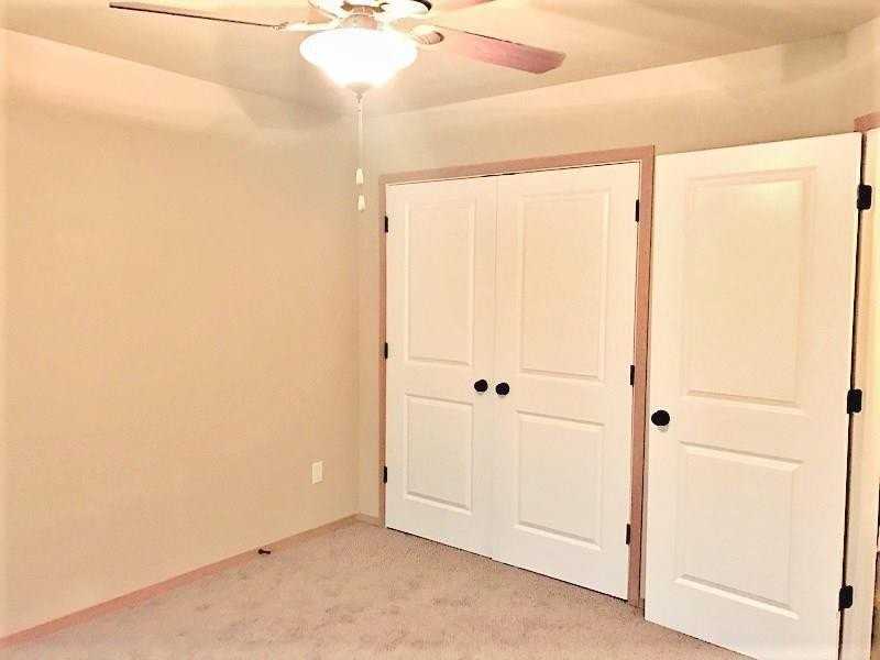 213 S Rolling Woods Way - Photo 7 of 13