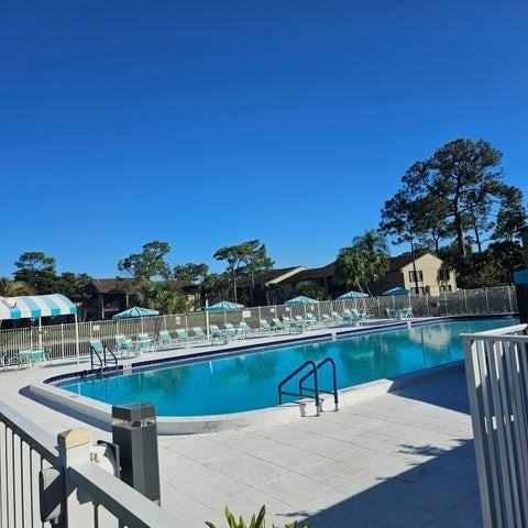 706 Sunny Pine Way #D1 - Photo 2 of 7