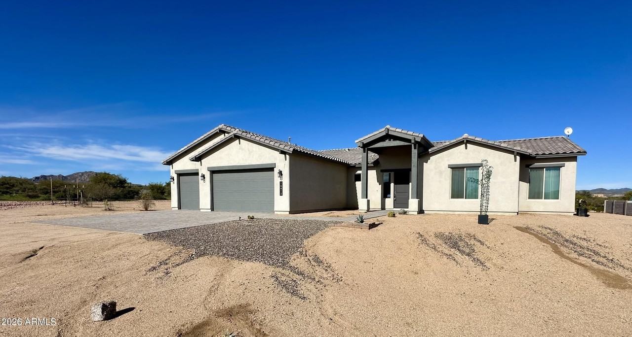 15412 E Palo Brea Ln - Photo 2 of 45