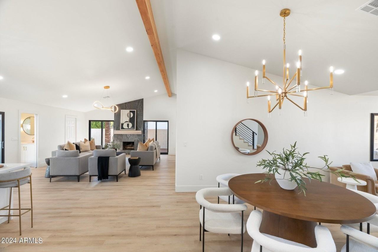 1643 W Griswold Rd - Photo 6 of 50