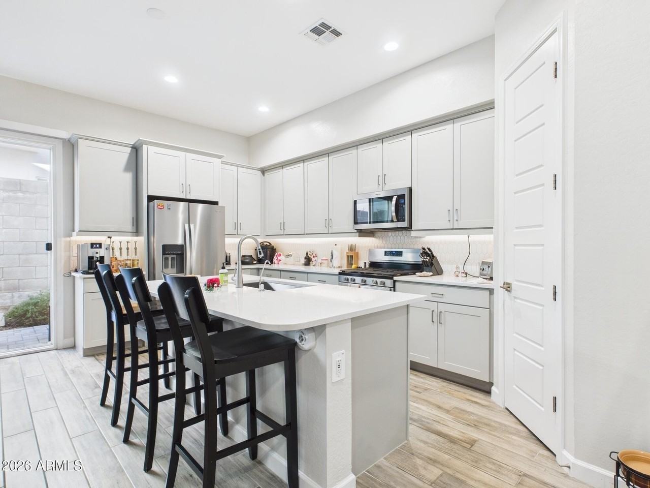 4854 E Helena Dr - Photo 5 of 26