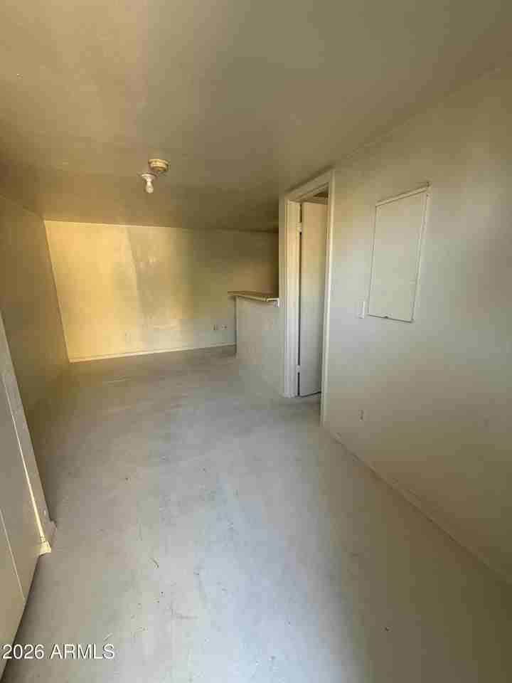 1005 E Moreland St Unit 3 #3 - Photo 2 of 13