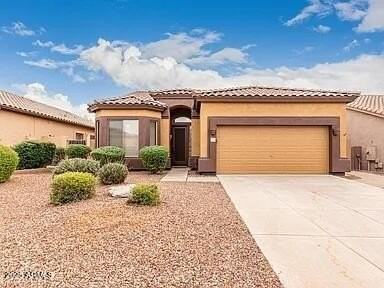 7037 E Regina St - Photo 2 of 31