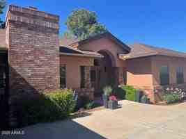 featured image of 520 Verde Valley School Rd