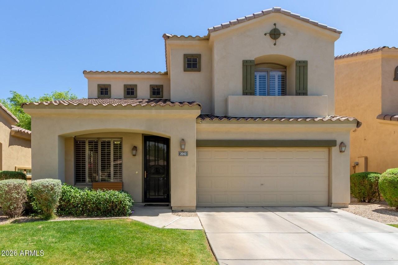 2043 W Periwinkle Way - Photo 2 of 38