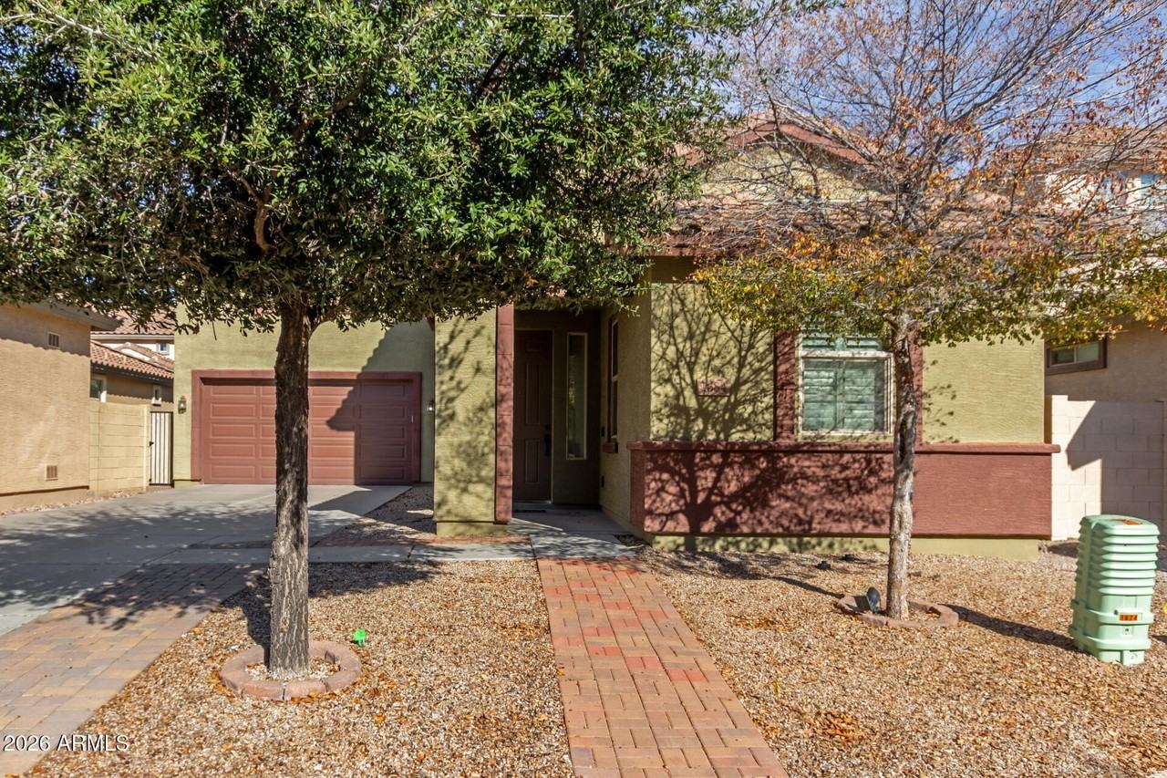 1684 W Pelican Dr - Photo 2 of 38