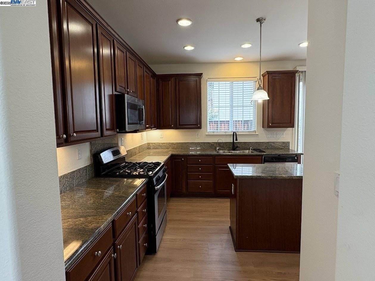 192 S Tranquilidad St - Photo 5 of 25