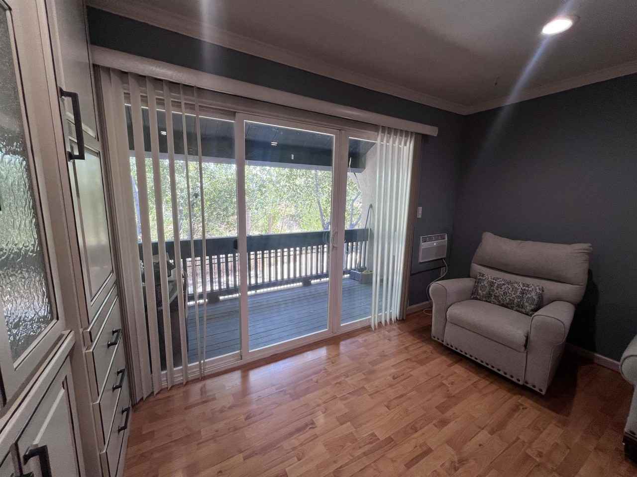 1009 Murrieta Blvd Apt 105 #105 - Photo 6 of 27