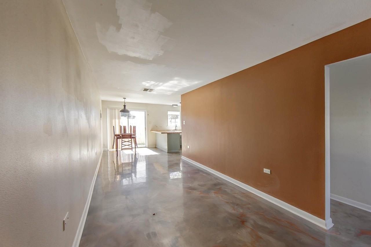 2121 Bayou Black Dr #2 - Photo 2 of 10