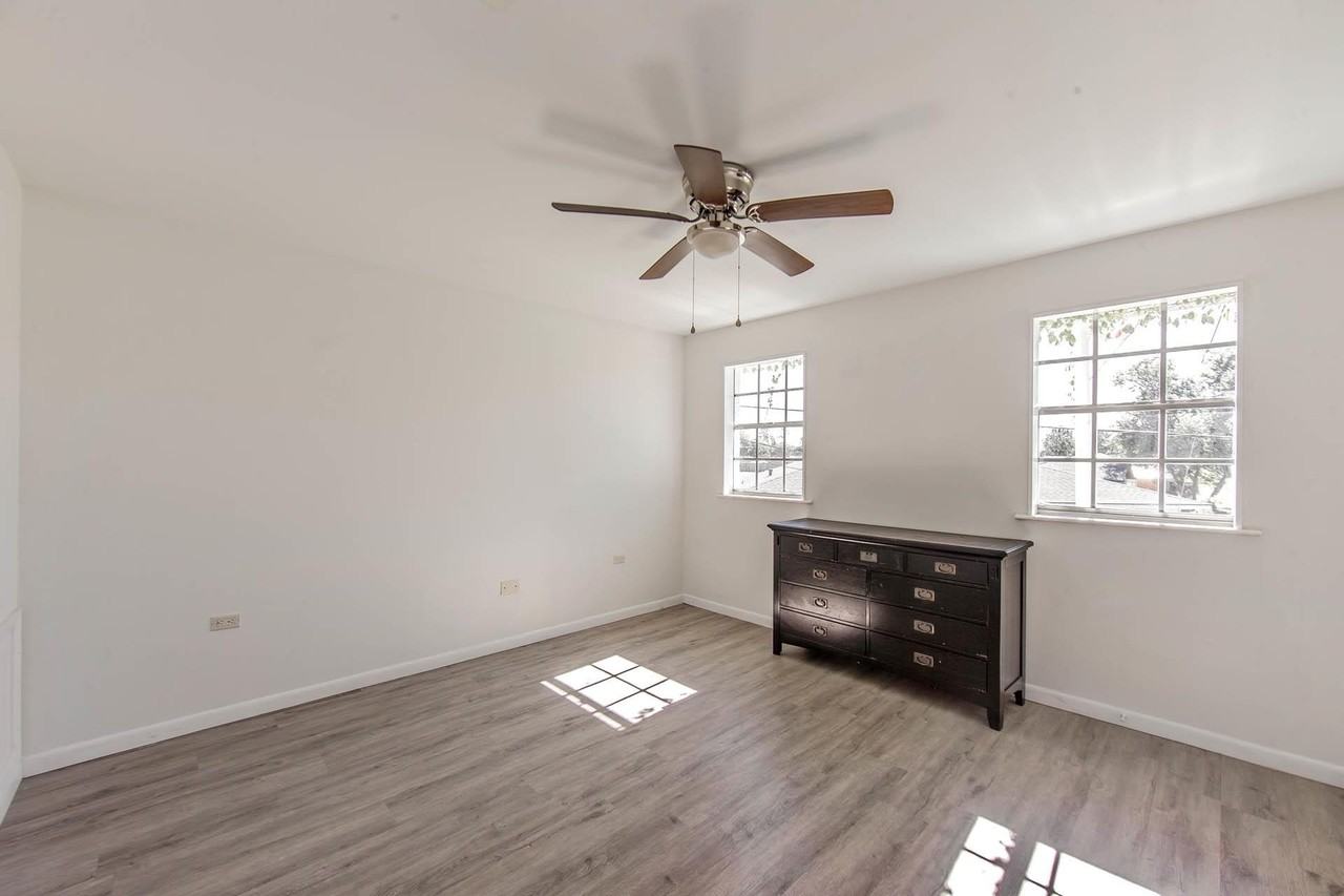 2121 Bayou Black Dr #2 - Photo 7 of 10