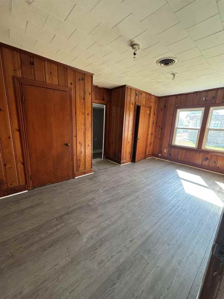 7158 Main St - Photo 6 of 7