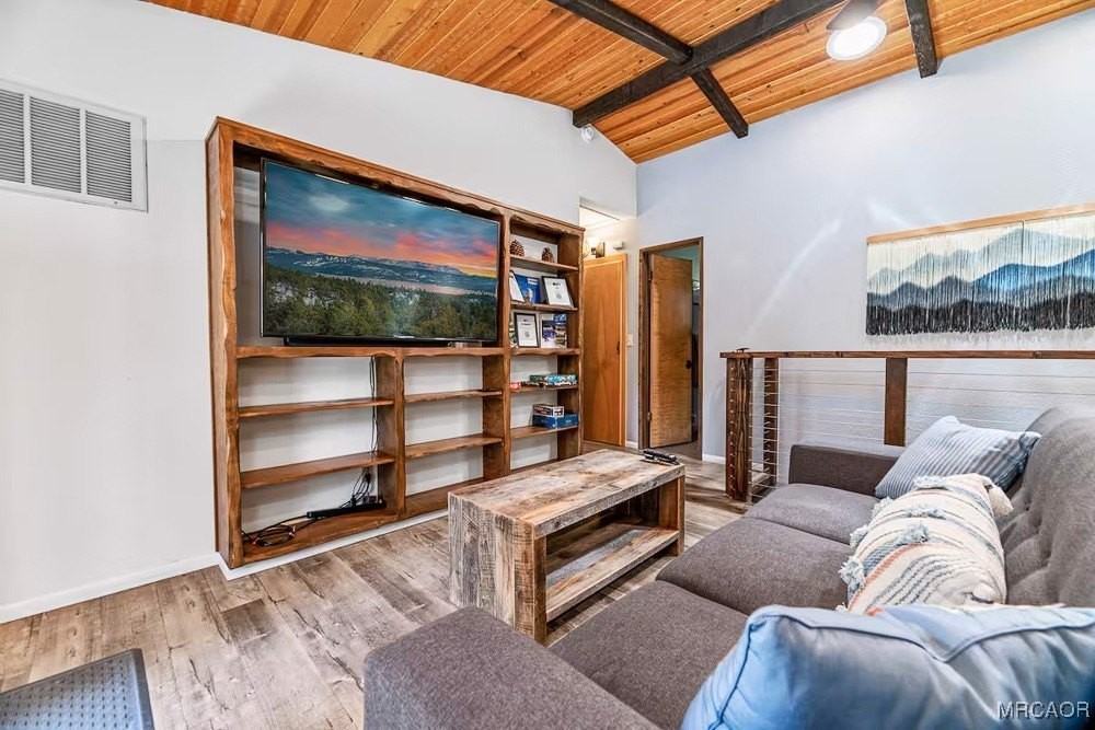 42646 Constellation Dr - Photo 2 of 37