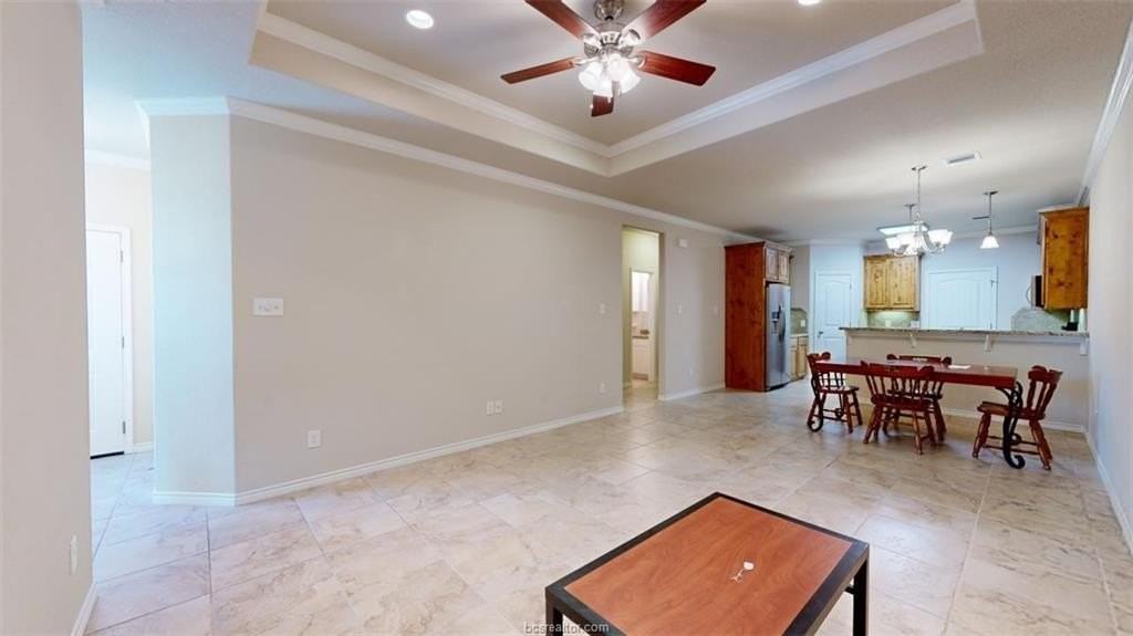 3805 Silverthorne Ln #C - Photo 4 of 33