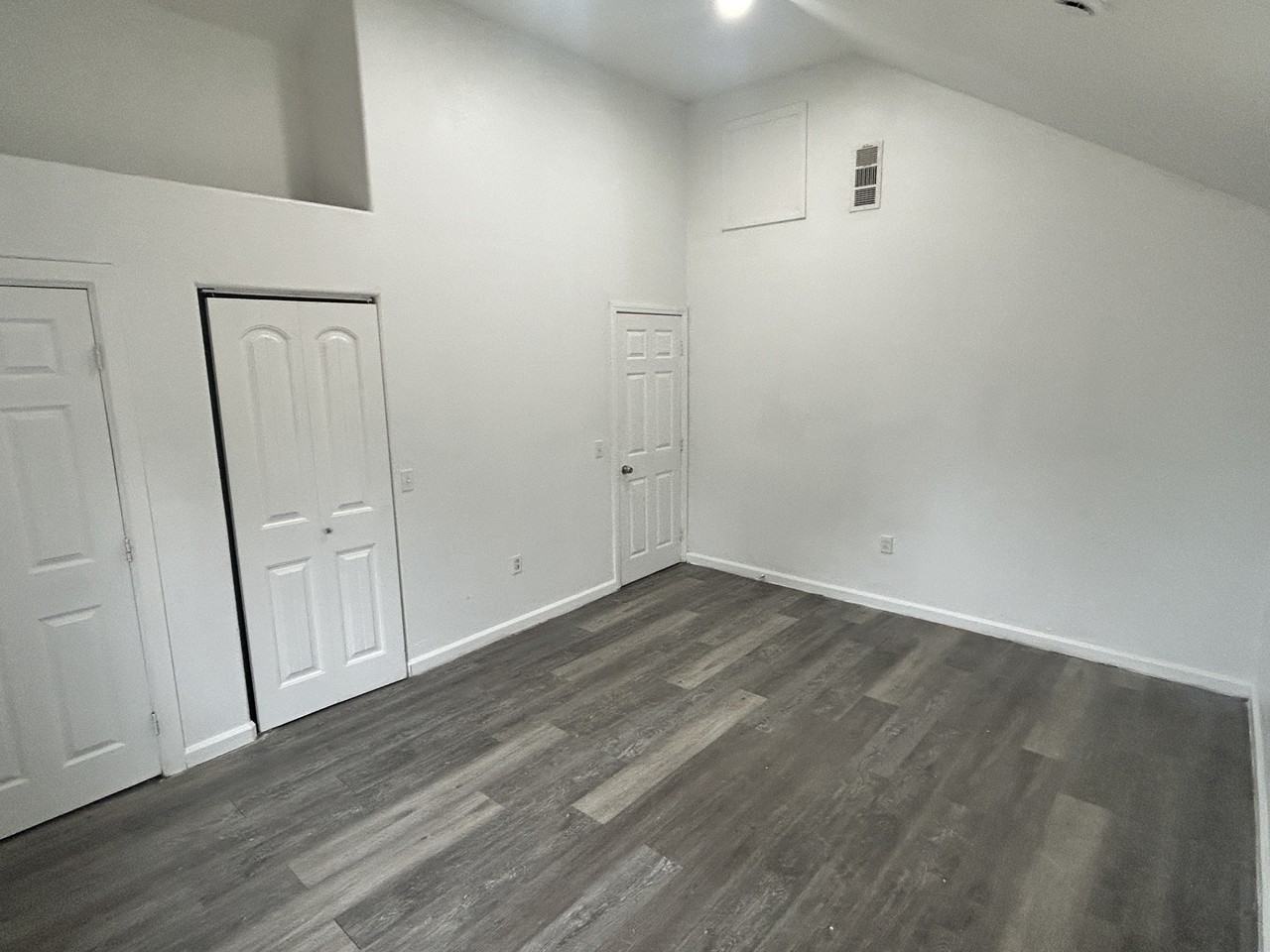 8017 Laurel Ave #1 - Photo 6 of 18